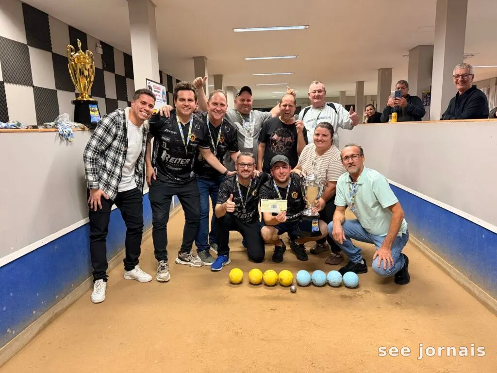 Bar e Cancha do Paulinho conquista título invicto da bocha em Ascurra